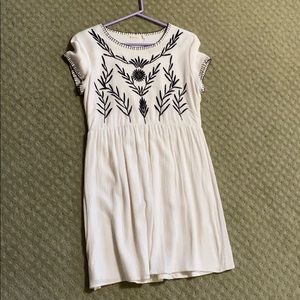 Short sleeve dress